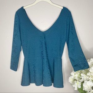 🌷 3/$20! ~ Forever 21 peplum top